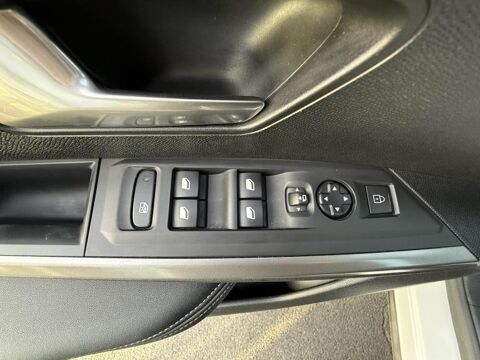 3008 1.2i Hybrid -136 - BV e-DCS6 Allure GPS + CAMERA AR + CARPLA 2024 occasion 19100 Brive-la-Gaillarde