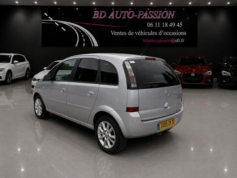 Meriva 1.7 CDTI 125ch / 1ere main / pneus amortisseurs entretien 2007 occasion 30260 Orthoux-S&eacute;rignac-Quilhan