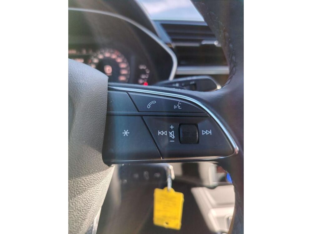 Q3 BUSINESS LINE 45 TFSI e 245 S-Tronic 6 2021 occasion 44700 Orvault
