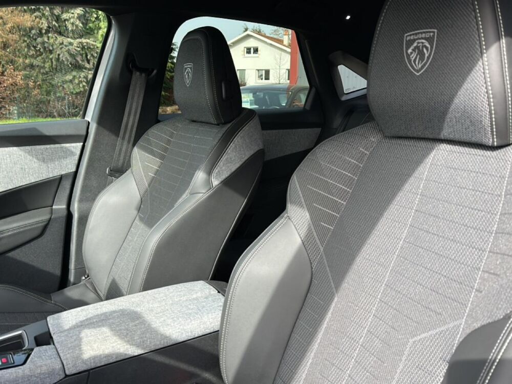 3008 1.2 hybrid 145 gt e-dcs6 2025 occasion 33127 Saint-Jean-d'Illac