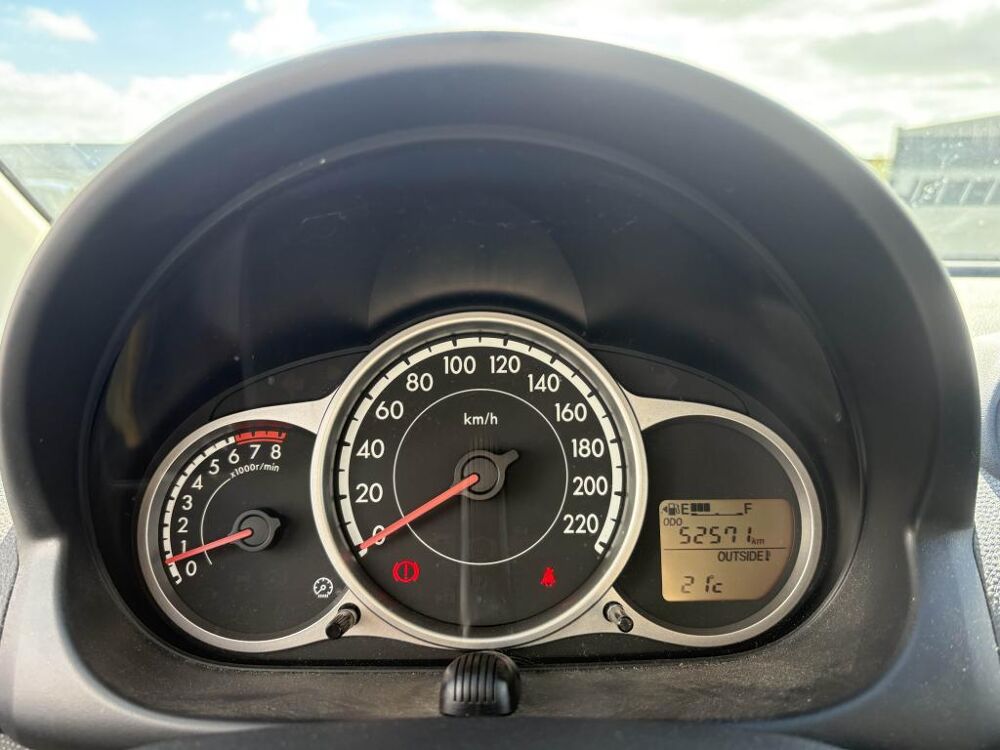 Mazda2 1.3l MZR - 84ch - Signature Phase 2 - GARANTIE 12 MOIS 2014 occasion 76710 Eslettes