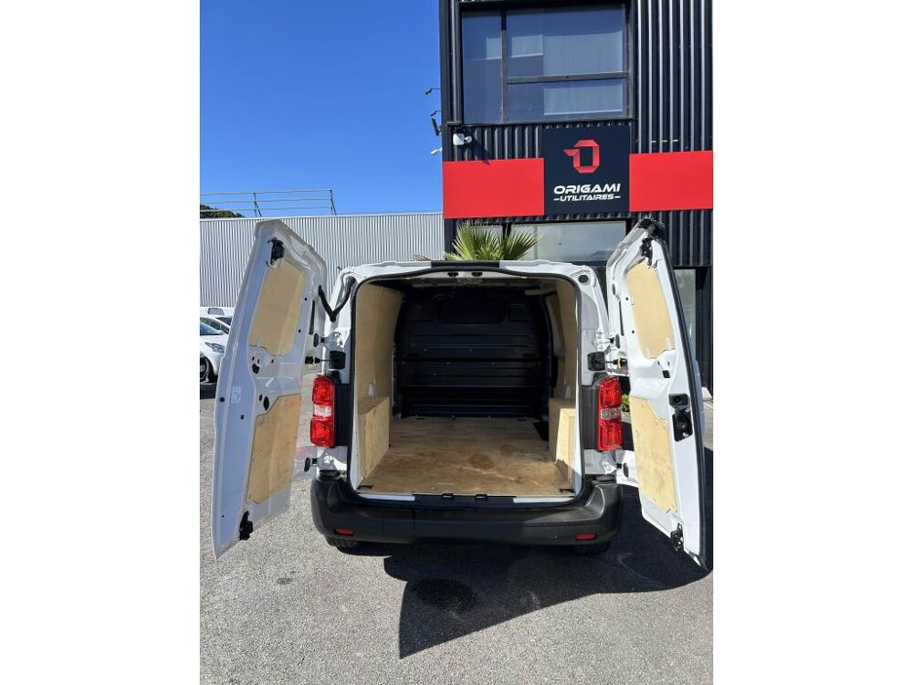 Vivaro L2 STANDART PACK BUSINESS BlueHDi 120 S&S FOURGON 2022 occasion 44700 Orvault