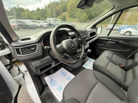 Trafic L1H1 2800 Kg 2.0 Blue dCi - 130 Fourgon Confort TVA RECUPERA 2022 occasion 19100 Brive-la-Gaillarde