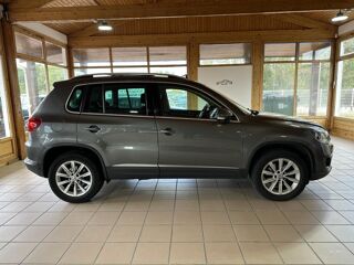 Tiguan 2.0 TDI 140 Carat 4Motion Toit ouvrant radar 360&deg; attelage 1 2013 occasion 33700 M&eacute;rignac