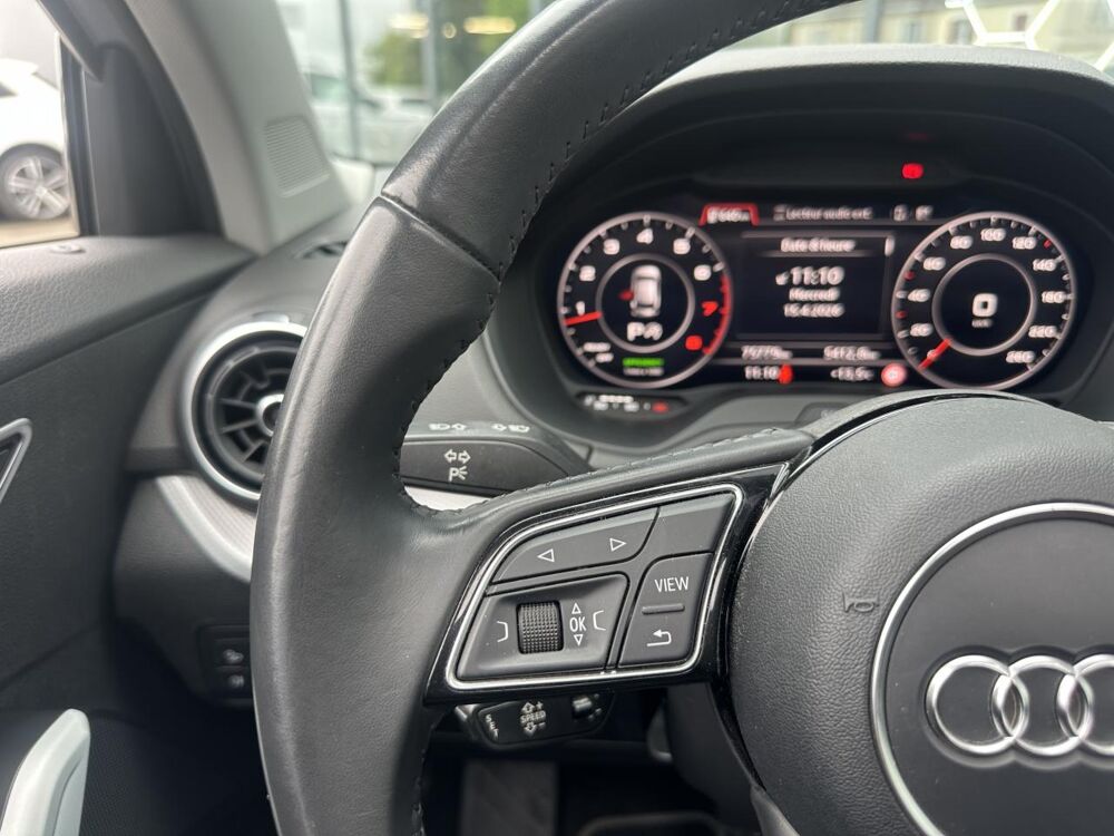 Q2 1.4 TFSI COD - 150 - BV S-tronic S Line - TOIT OUVRANT - GAR 2017 occasion 33450 Montussan
