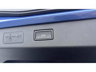T-ROC 1.5 eTSI 150 DSG R-Line +IQ LIGHT+T.OUVR+PACK BLACK 2026 occasion 81580 Soual