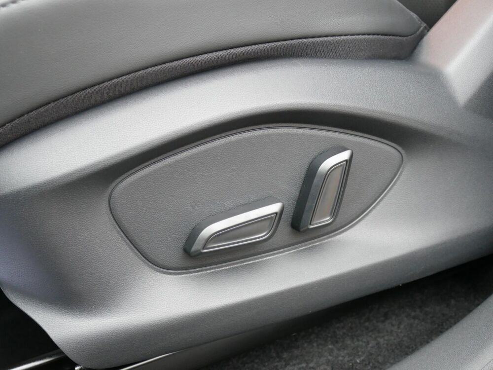ZS EV II 1.5 HYBRID+ 197 LUXURY - BVA & PACK TO. 2026 occasion 77090 Coll&eacute;gien