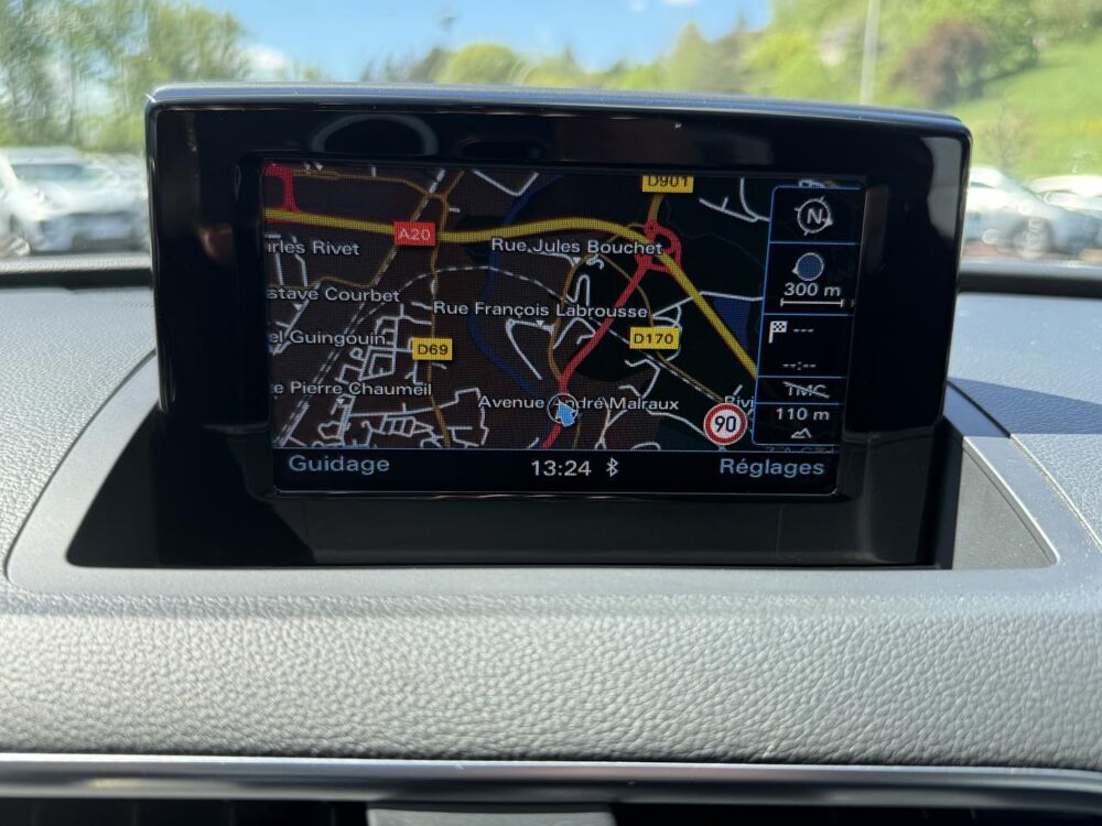 Q3 2.0 TDI - 120 - BV S-tronic Ambiente GPS + RADAR AV/AR + CL 2017 occasion 19100 Brive-la-Gaillarde