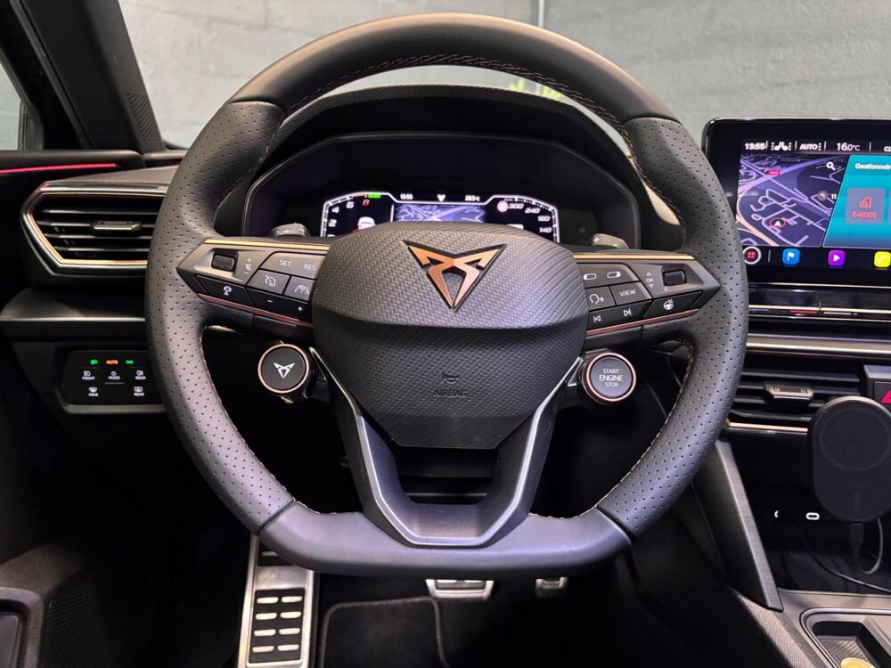 Leon 1.4 e-Hybrid 245ch BV DSG6 VZ - SUPERSPORT - GARANTIE 6 MOIS 2021 occasion 33700 M&eacute;rignac