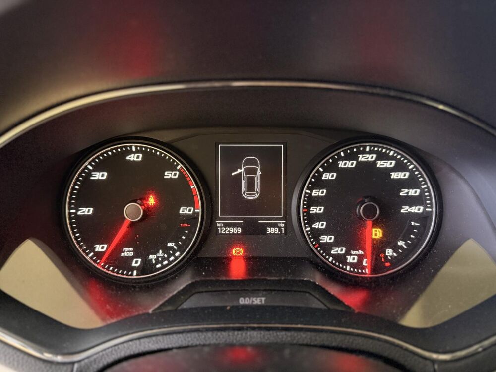 Arona 1.6 TDI 95CH XCELLENCE START-STOP GARANTIE 12 MOIS 2018 occasion 16000 Angoul&ecirc;me
