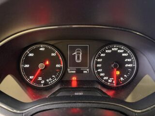 Arona 1.6 TDI 95CH XCELLENCE START-STOP GARANTIE 12 MOIS 2018 occasion 16000 Angoul&ecirc;me