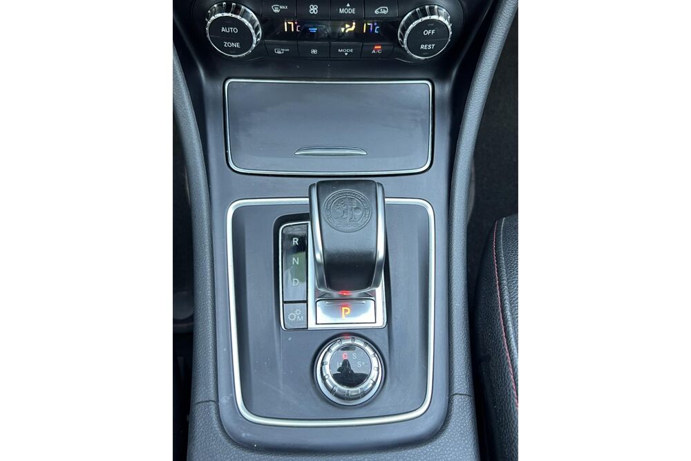 Classe A A 45 - 381 ECHAPPEMENT PERFORMANCE AMG 4-Matic CARPLAY 2015 occasion 78760 Jouars-Pontchartrain
