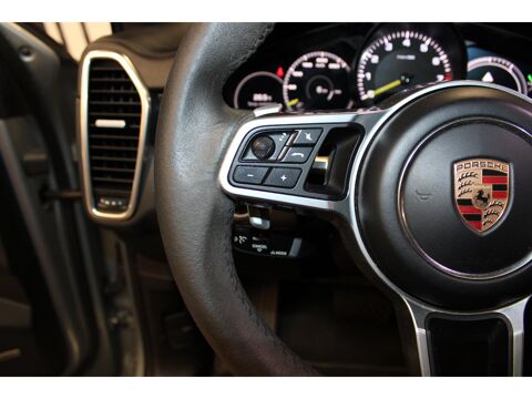 Cayenne Coup&eacute; 3.0i V6 462 BVA E-Hybrid Suivi Porsche Entretien r&eacute;cen 2020 occasion 59493 Villeneuve-d'Ascq