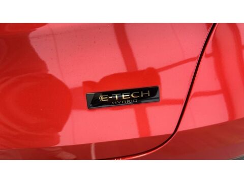 Captur 1.6 E-Tech 145 - Camera 360 - Volant Chauffant - Entretien 2024 occasion 60740 Saint-Maximin