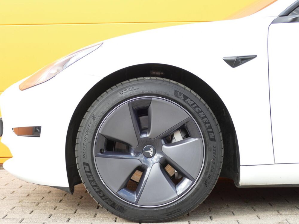 Model 3 MY22 AUTONOMIE STANDARD PLUS RWD 2022 occasion 77090 Coll&eacute;gien