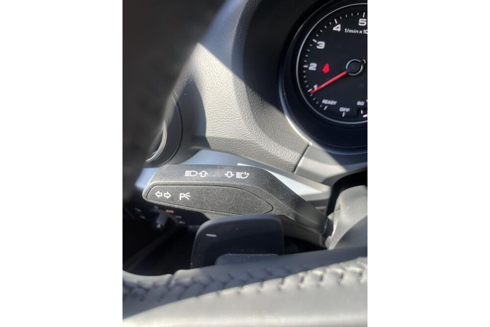 Q2 AUDI 1.5 35 TFSI 150CH - CARPLAY - ENTRETIEN SUIVI 2019 occasion 78760 Jouars-Pontchartrain