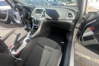 Astra 1.4i Twinport - 100 J BERLINE Essentia PHASE 1 2011 occasion 77185 Lognes