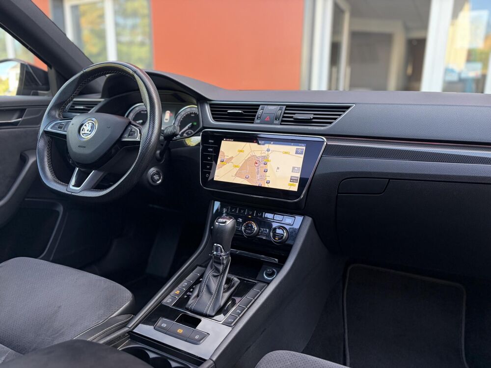 Superb 2.0 TSI 280 DSG 4x4 Sportline Toit CANTON Cam&eacute;ra DCC ACC gar 2018 occasion 67440 Marmoutier