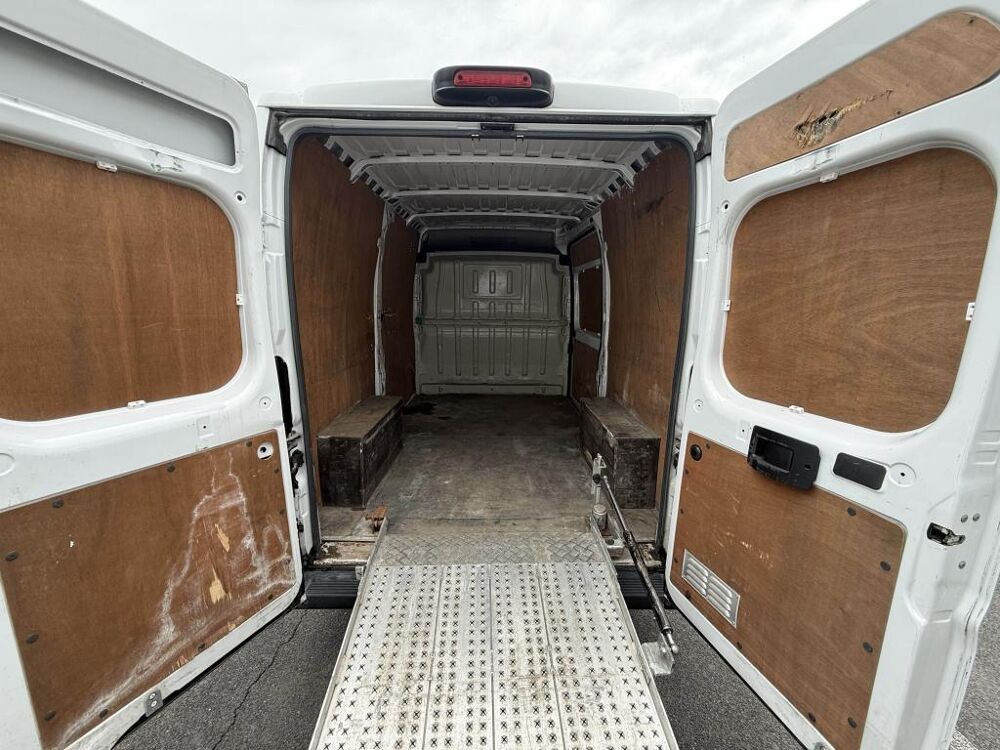 Ducato T&ocirc;l&eacute; Pro Lounge 3.5 M H2 2.3 Multijet - 120 FOURGON TOLE TVA 2021 occasion 19100 Brive-la-Gaillarde