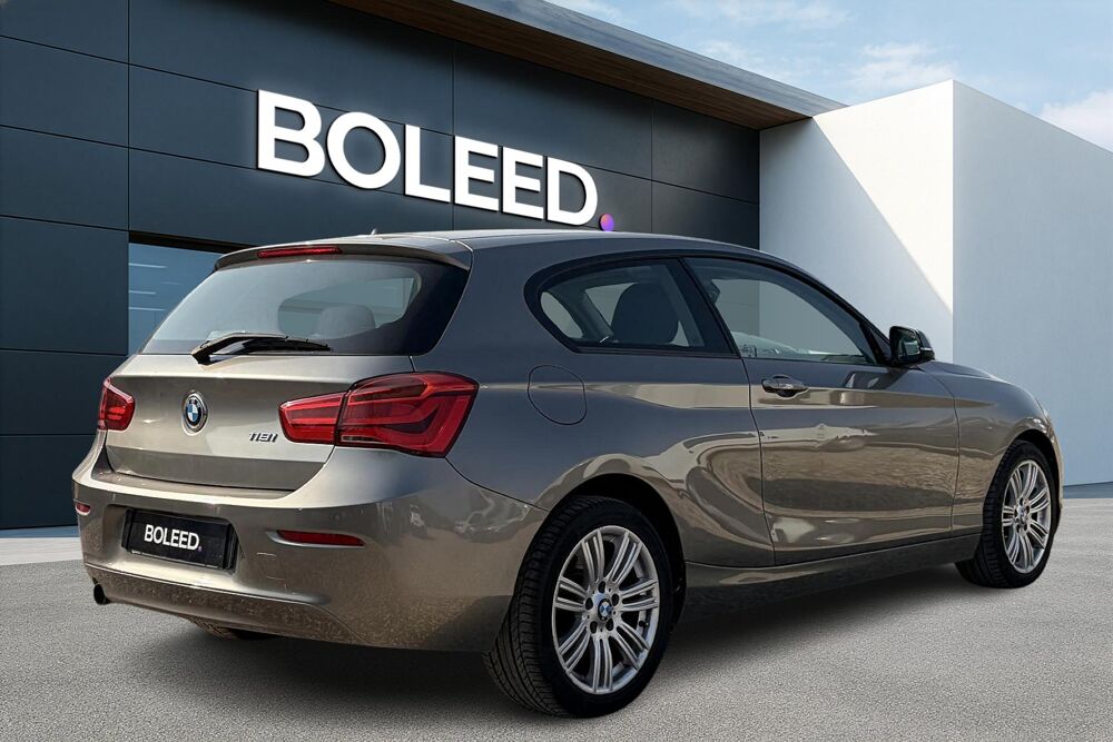S&eacute;rie 1 118i BVA SPORT F21 ? TOIT OUVRANT ? GPS ? 136 CH 2015 occasion 78760 Jouars-Pontchartrain
