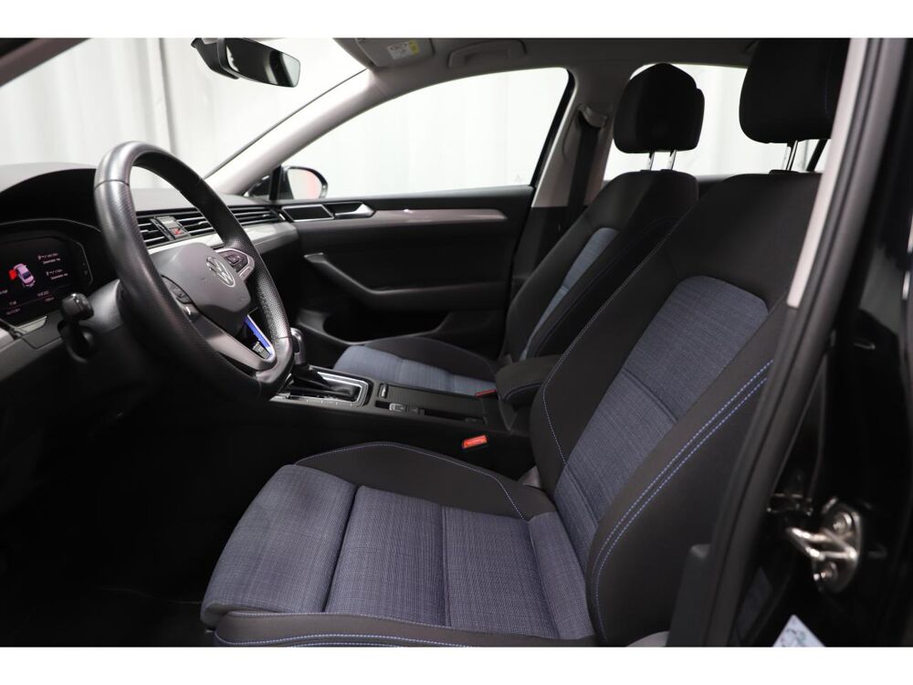 Passat VIII GTE 1.4 TSI 218 Hybrid DSG 6 2020 occasion 06550 La Roquette-sur-Siagne