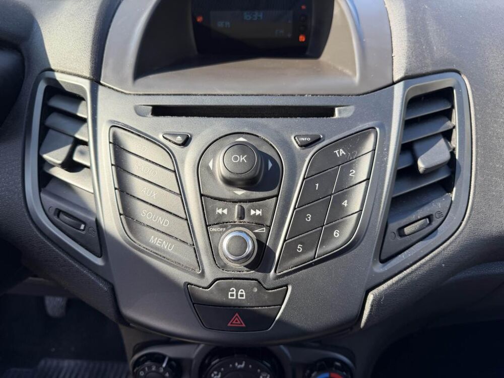 Fiesta 1.5 TDCi - 75 Trend clim + radar AR 2013 occasion 19100 Brive-la-Gaillarde