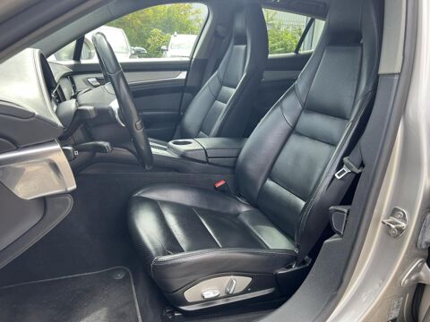 Panamera V6 TDI 250 TIPTRONIC - SUIVI PORSCHE - BOSE - TOIT OUVRANT 2011 occasion 13760 Saint-Cannat