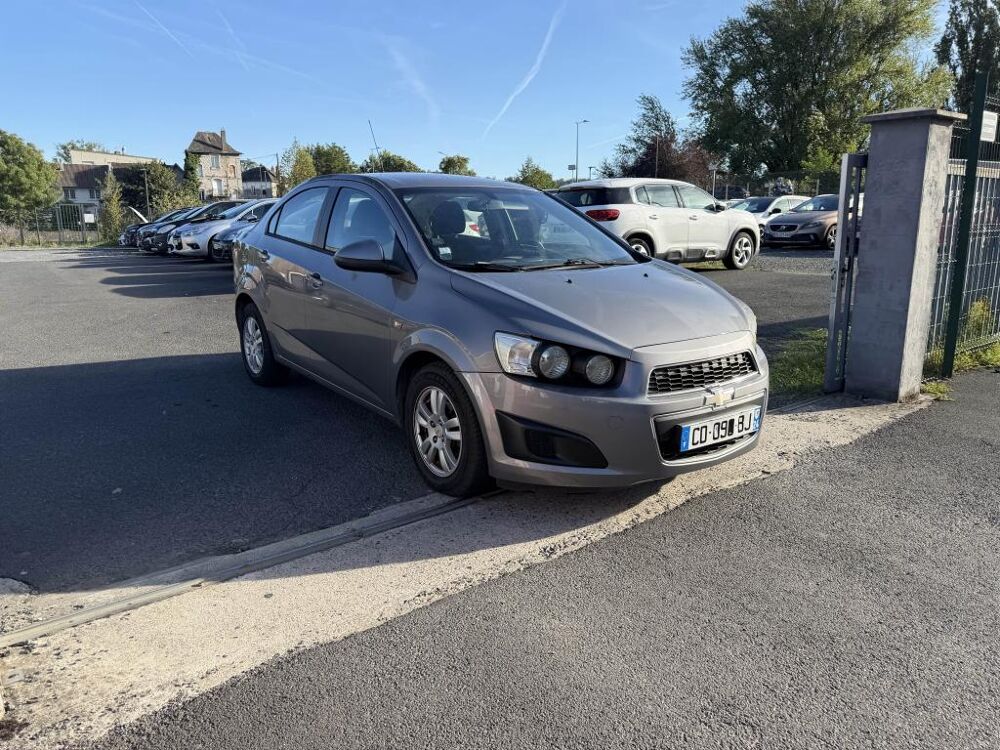 Aveo 1.2 - 86 LT clim + radar AR 2012 occasion 19100 Brive-la-Gaillarde