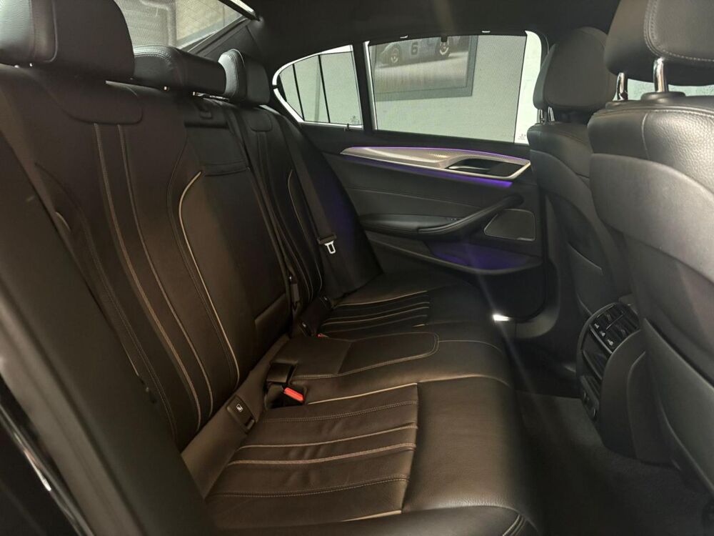 S&eacute;rie 5 530e 184ch iPerformance BVA Steptronic G30 F90 M Sport - GA 2018 occasion 33700 M&eacute;rignac