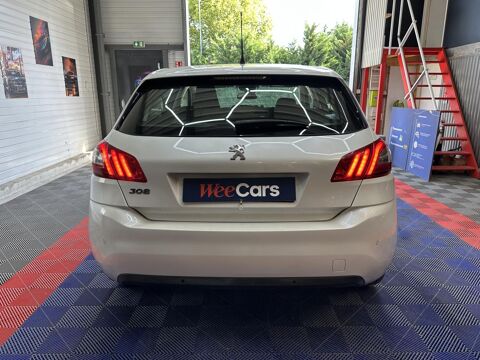 308 GENERATION-II 1.2 PURETECH 130 ALLURE START-STOP 2015 occasion 33370 Artigues-pr&egrave;s-Bordeaux