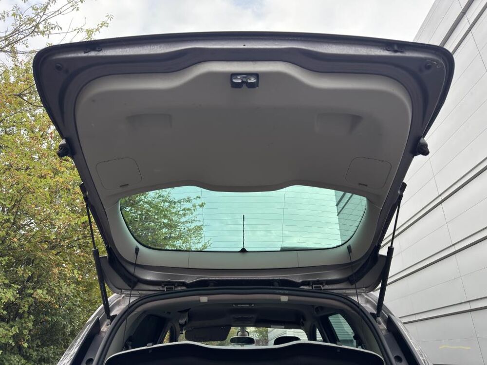 Sc&eacute;nic 1.2 Energy TCe 130 III MONOSPACE Bose PHASE 3 2013 occasion 77185 Lognes