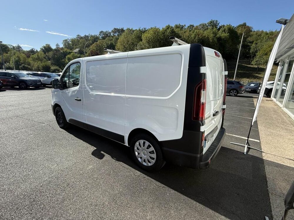 Trafic L1H1 1200 Kg 2.0 dCi - 120 Fourgon Grand Confort TVA RECUPER 2020 occasion 19100 Brive-la-Gaillarde