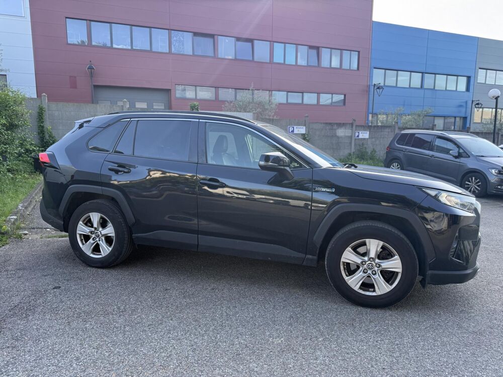 RAV 4 Hybride 4x2 - BV CVT Dynamic Business SUIVI TOYOTA 2021 occasion 94360 Bry-sur-Marne