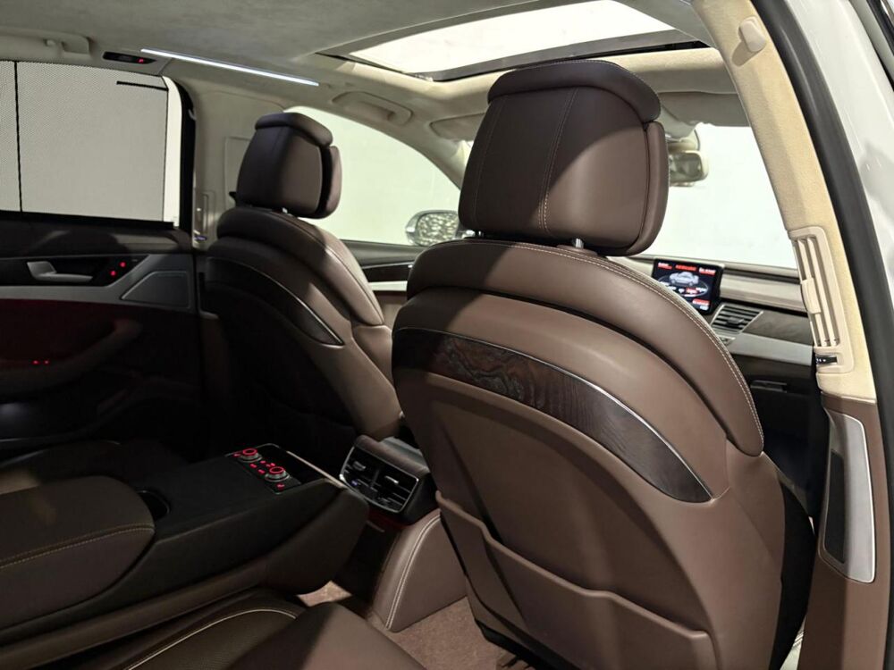 S8 Quattro Sport 4.0 V8 TFSI - BVA Tiptronic 2012 BERLINE . PHA 2013 occasion 78680 &Eacute;p&ocirc;ne
