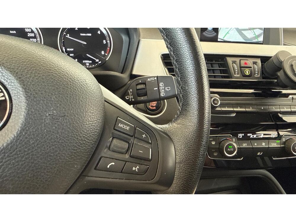 X1 sDrive 16d - 116ch / CAMERA DE RECUL / HAYON ELEC / KEYLESS 2019 occasion 17600 Saujon