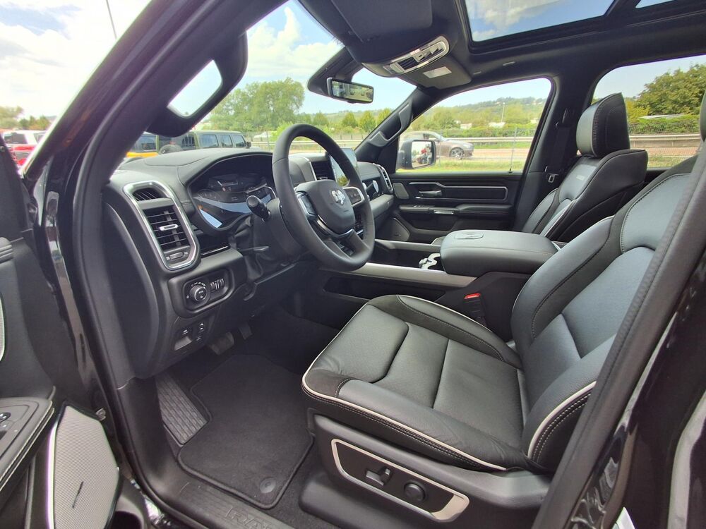 RAM 1500 CREW LAIE SPORT NIGHT EDITION AIR BOX HAYON MULTI 2025 occasion 91830 Le Coudray-Montceaux