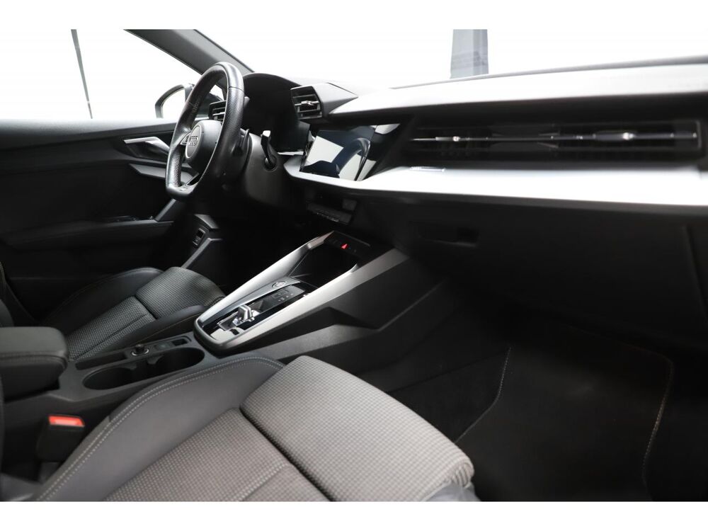 A3 V 2.0 35 TDI 150 S Line S-Tronic 7 2021 occasion 06550 La Roquette-sur-Siagne