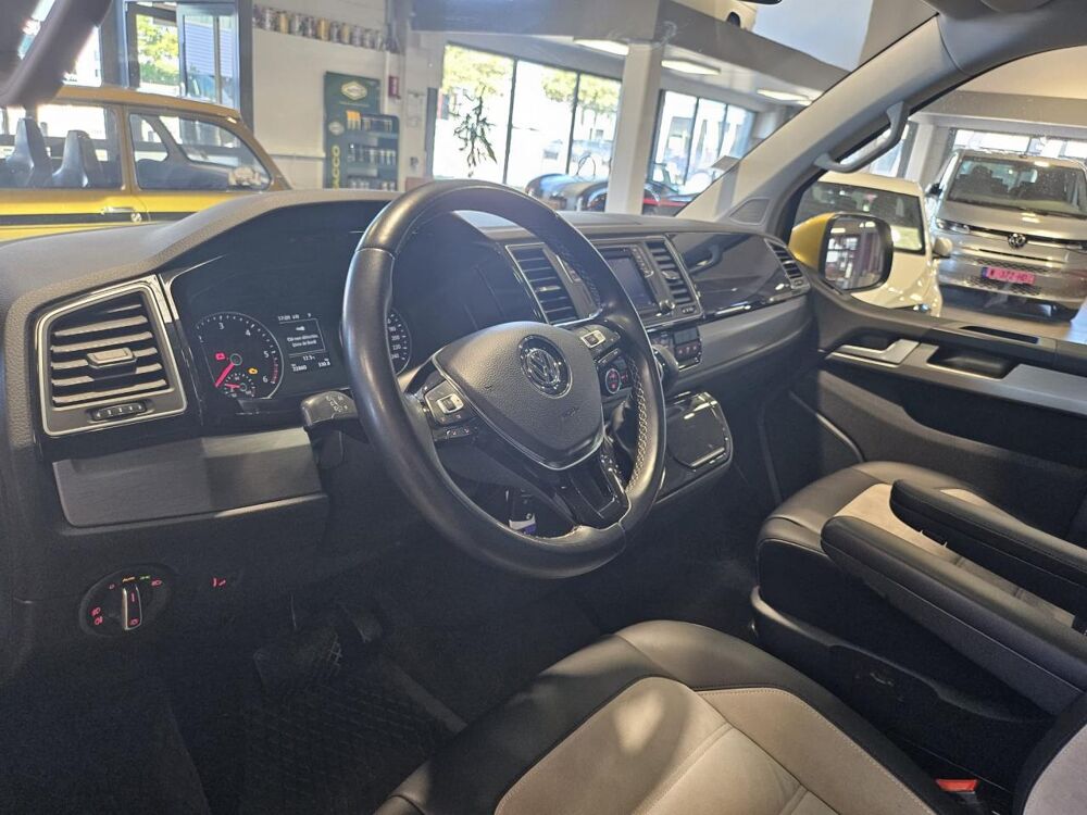 MULTIVAN T6 2.0 TDI 150 DSG 7PL 70 ANNIVERSAIRE BULLI 2017 occasion 26000 Valence