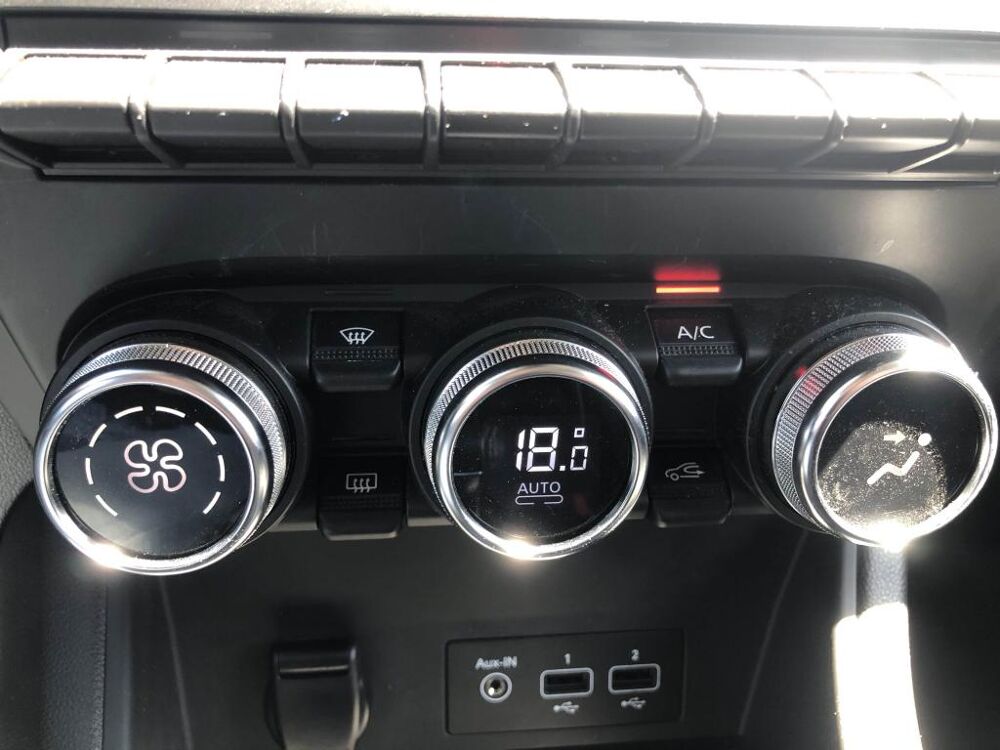 Captur TECHNO MILD HYBRID 160ch EDC 2023 occasion 44700 Orvault