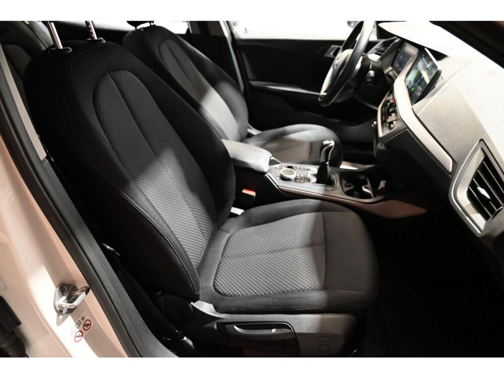 S&eacute;rie 1 116i BERLINE F40 Business Design 2023 occasion 77100 Meaux
