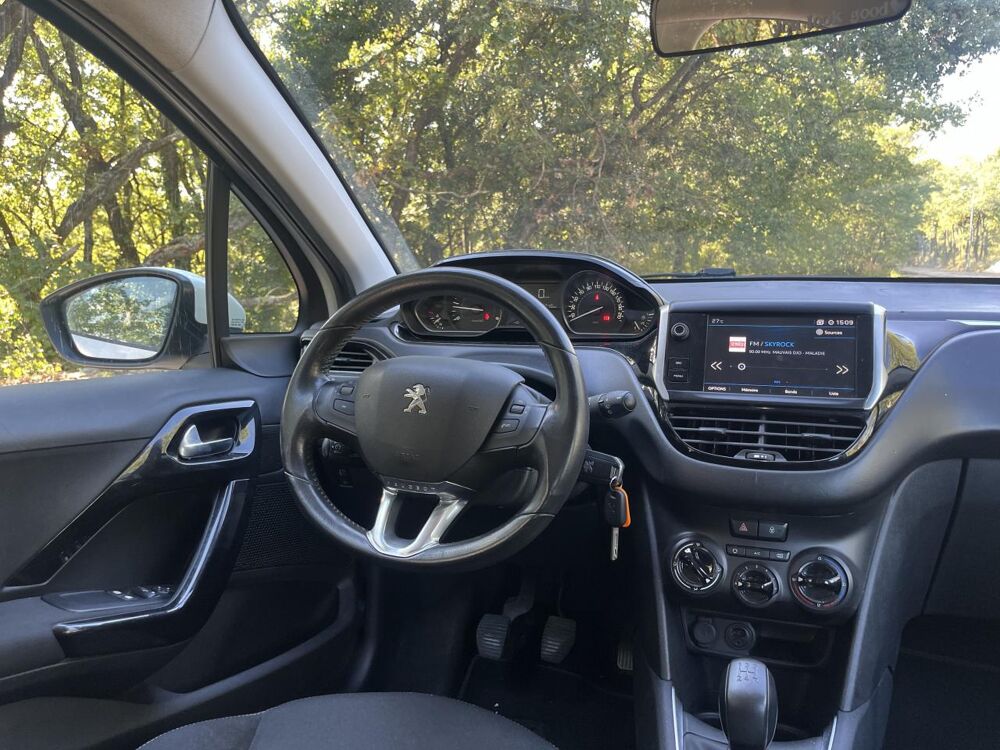 208 1.6 75CH Allure Business - CARPLAY - CLIM - DISTRI FAITE 2017 occasion 13760 Saint-Cannat