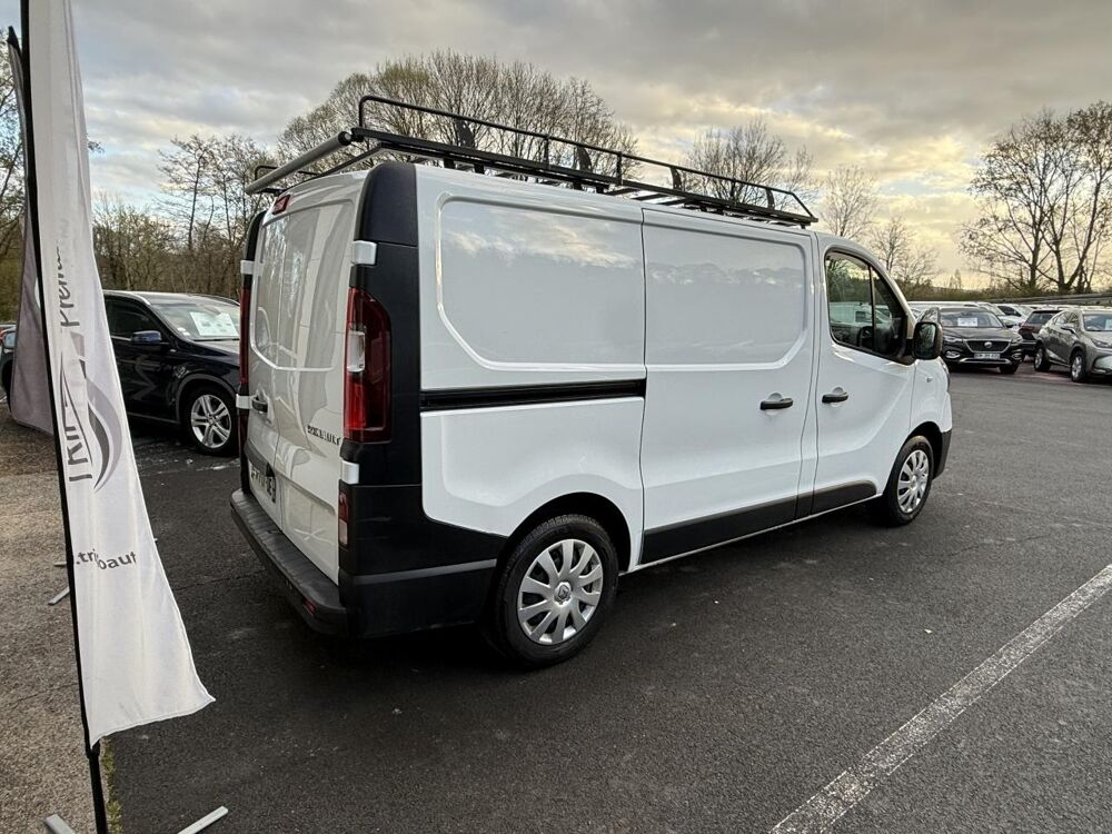 Trafic L1H1 1000 Kg 2.0 dCi - 120 Fourgon Grand Confort L1H1 - TVA 2021 occasion 19100 Brive-la-Gaillarde