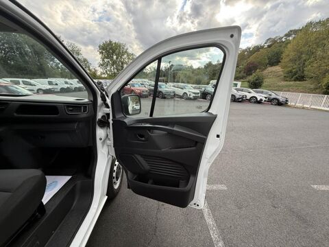 Trafic L1H1 2800 Kg 2.0 Blue dCi - 130 Fourgon Confort TVA RECUPERA 2022 occasion 19100 Brive-la-Gaillarde