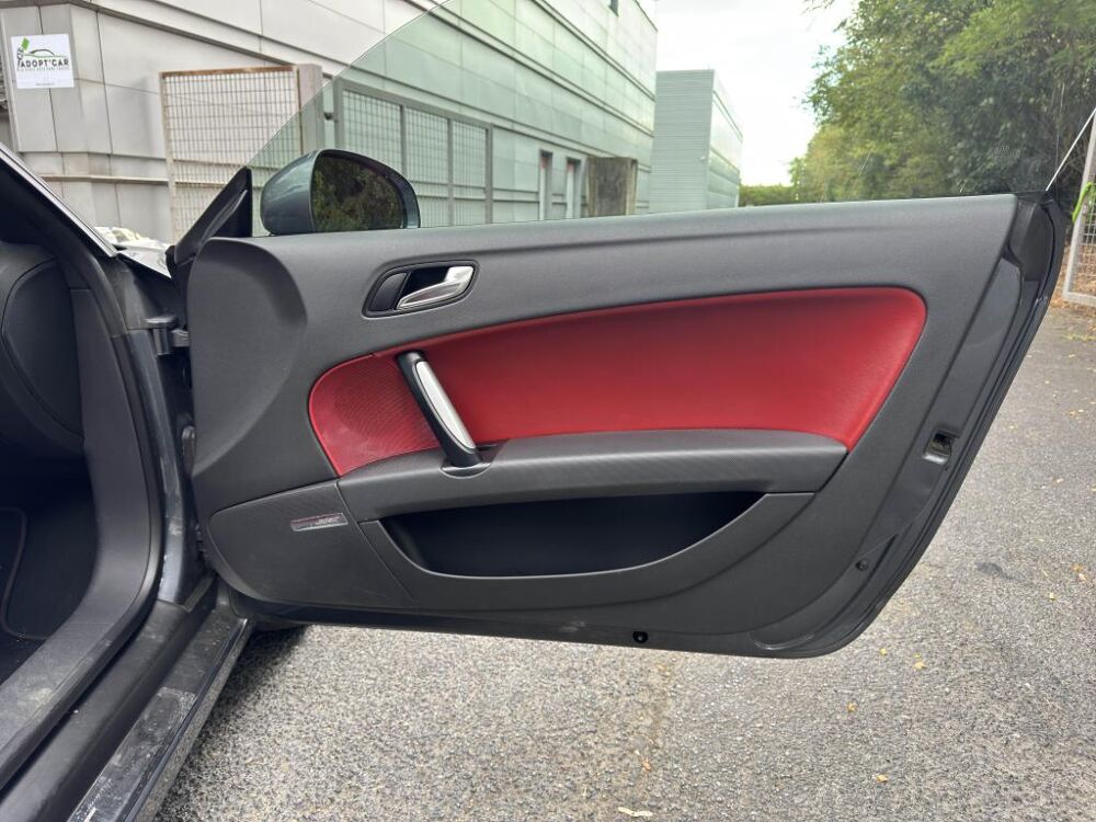 TT Coup&eacute; Quattro 3.2i V6 - BVA Tiptronic COUPE 2007 S 2007 occasion 77185 Lognes