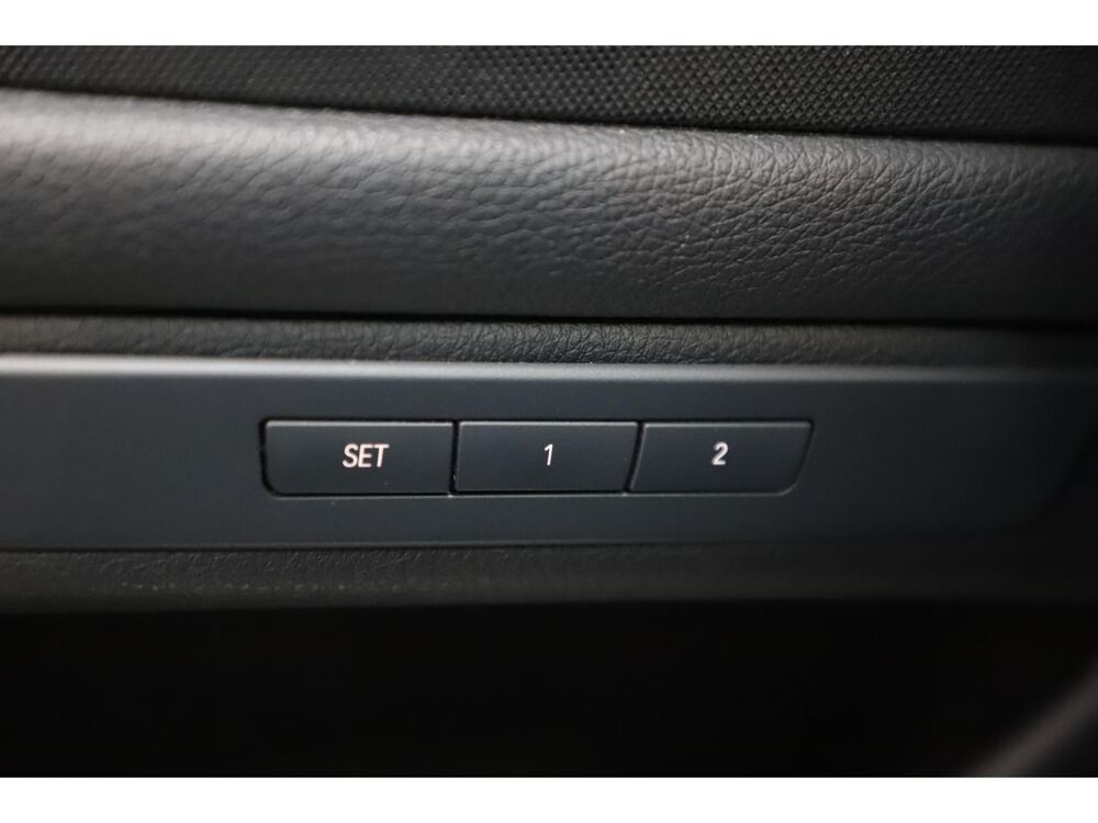 S&eacute;rie 5 530d xDrive Touring Luxury - BVA Sport F11 LCI 2015 occasion 06550 La Roquette-sur-Siagne