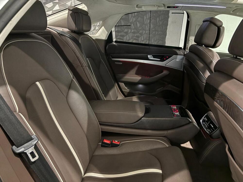 S8 Quattro Sport 4.0 V8 TFSI - BVA Tiptronic 2012 BERLINE . PHA 2013 occasion 78680 &Eacute;p&ocirc;ne