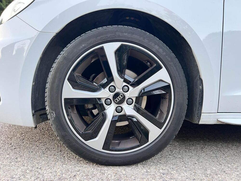 A1 SPORTBACK - 110CH -SLINE - CAM RECUL- CARPLAY 2022 occasion 13760 Saint-Cannat