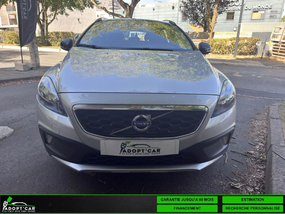 V40 Cross Country D3 - 150 - BVA Geartronic CROSS COUNTRY Summu 2016 occasion 77185 Lognes