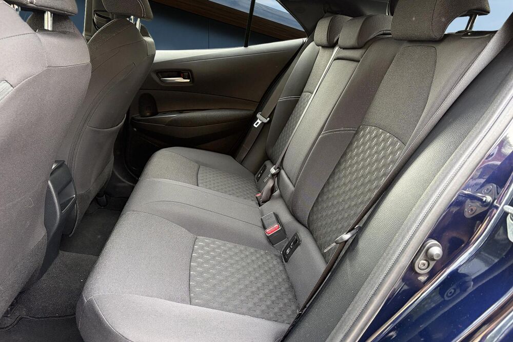 Corolla 1.8 Hybrid 140 - BV e-CVT Dynamic + 2024 2024 occasion 78760 Jouars-Pontchartrain