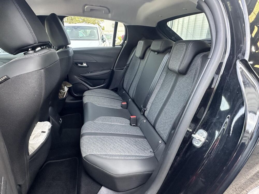208 ALLURE 100CH - CARPLAY SANS FIL - NOIR 2024 occasion 13760 Saint-Cannat